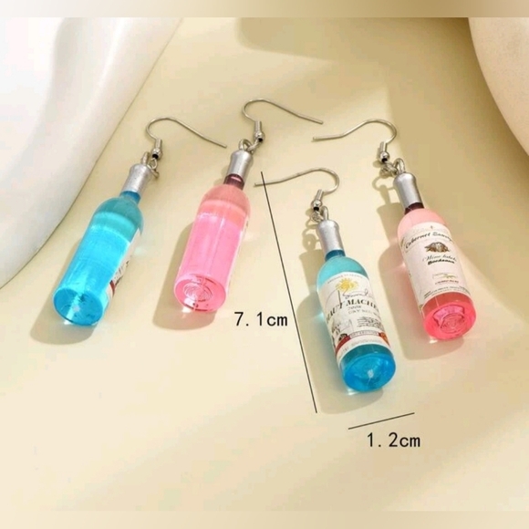 Wine Bottle Dangle Earrings. 2 Pack Pink and Blue with Silver hooks - Picture 7 of 7